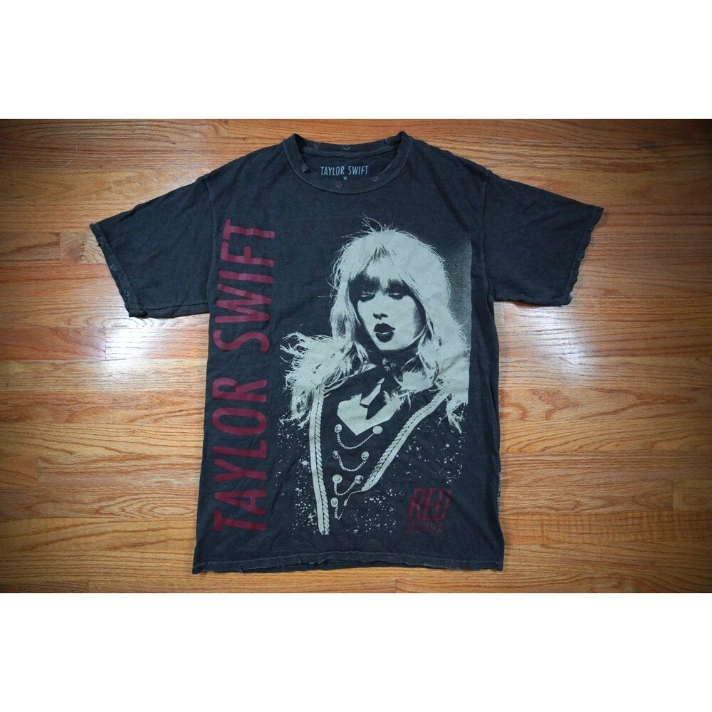 Taylor Swift Red T-Shirt Taylors Version Sz M Gray Distressed UO Merch